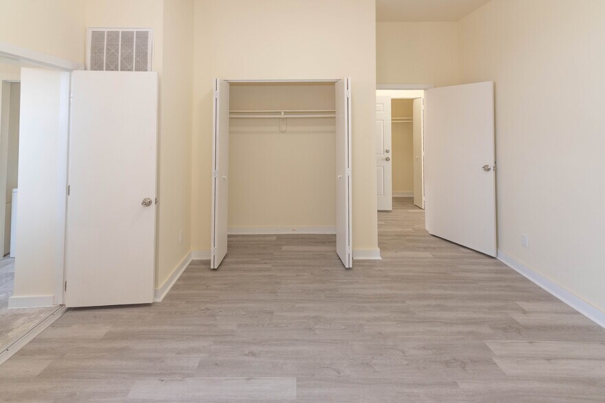 More Photos Of 2100-2102 Maryland Ave, Baltimore Apartments For Sale