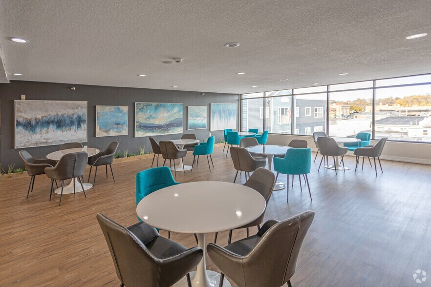 More Photos Of 110 E 1st St, Chaska Apartments For Lease