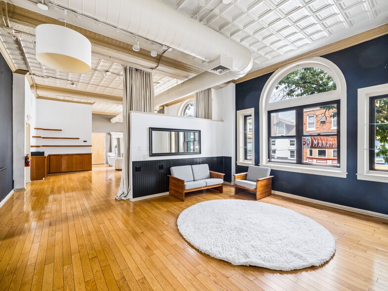 More Photos Of 4356-4360 Main St, Philadelphia Storefront Retail Residential For Lease