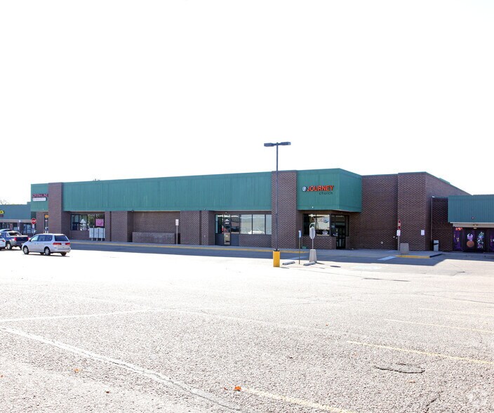Primary Photo Of 8237 S Holly St, Centennial Freestanding For Lease
