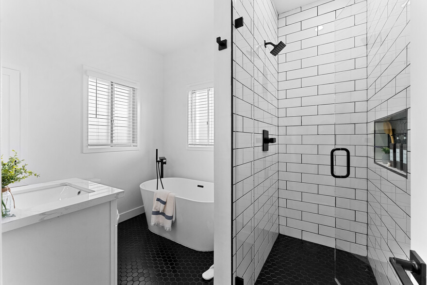 More Photos Of 832 Desty St, San Diego Apartments For Sale