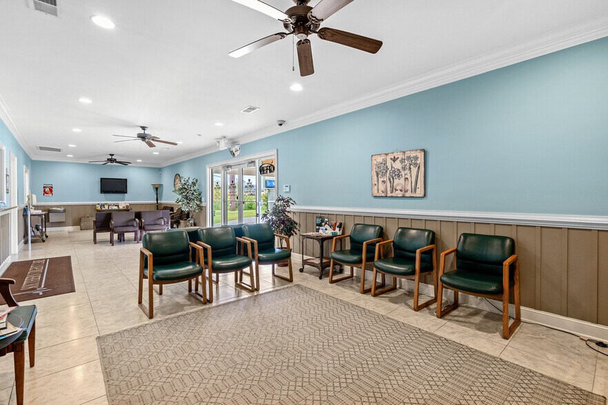 More Photos Of 3583 US-17 BUS, Murrells Inlet Medical For Lease