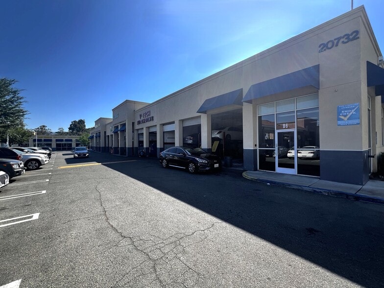 More Photos Of 20702 Lake Forest Dr, Lake Forest Unknown For Lease