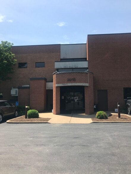 More Photos Of 3915 Watson Rd, Saint Louis Medical For Lease