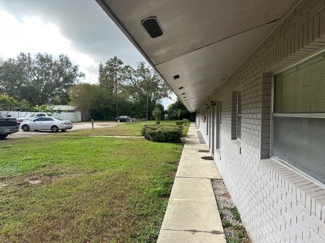 More Photos Of 2600 21st St NW, Winter Haven Apartments For Sale