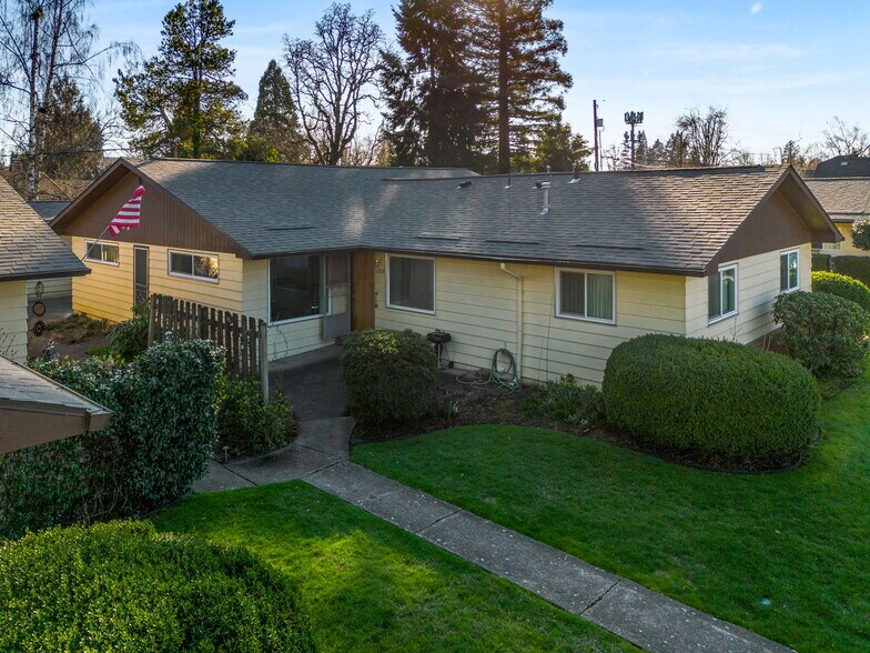 More Photos Of 1801-1886 A St, Salem Apartments For Sale