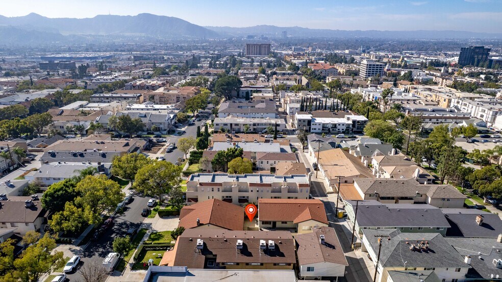 More Photos Of 723 E Tujunga Ave, Burbank Multifamily For Sale