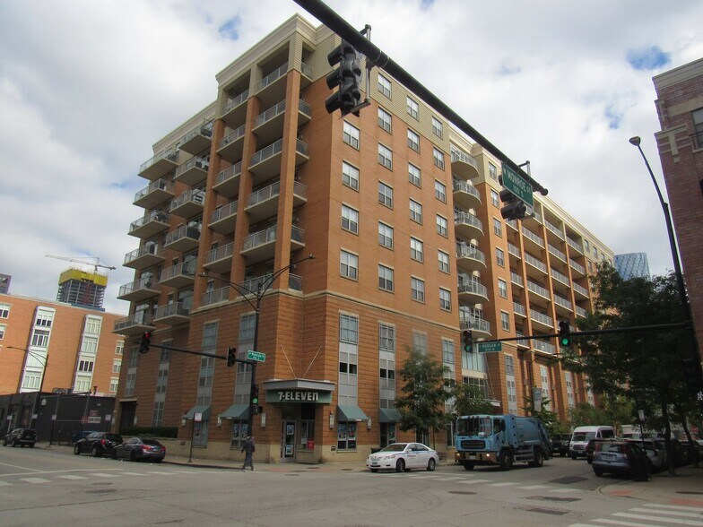 More Photos Of 954 W Monroe St, Chicago Apartments For Sale