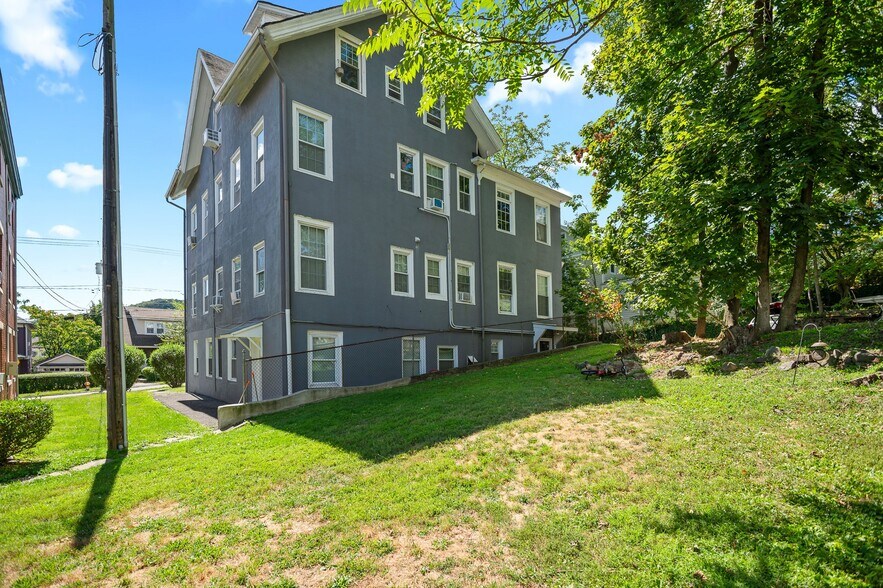 More Photos Of 128-132 High Ave, Nyack Apartments For Sale