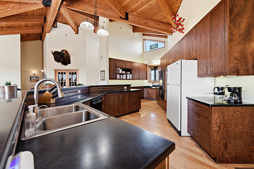 More Photos Of 32846 Block Rd, Paola Specialty For Sale