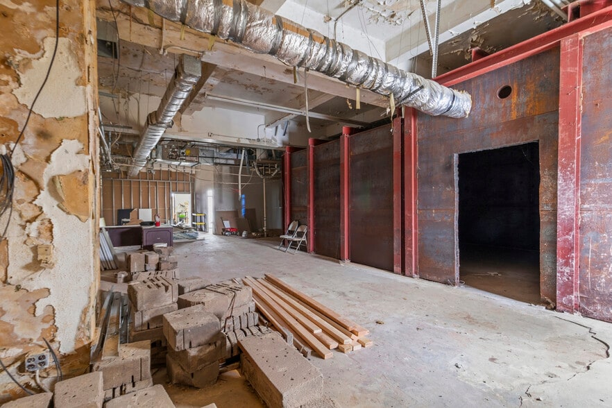 More Photos Of 1228-1230 Springfield Ave, Irvington Storefront For Lease