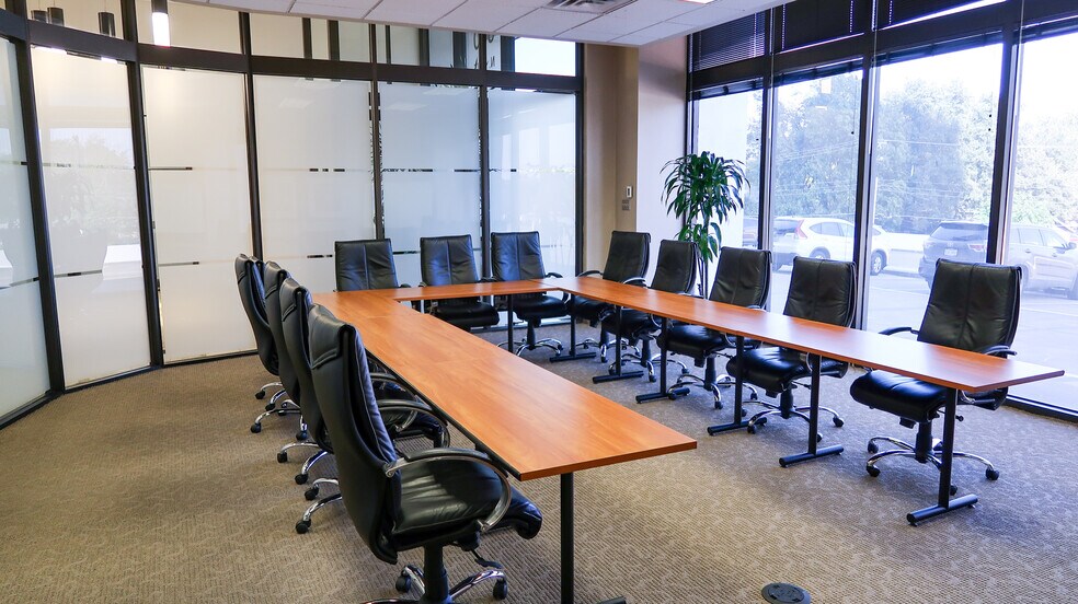 More Photos Of 300 N Coit Rd, Richardson Office For Lease