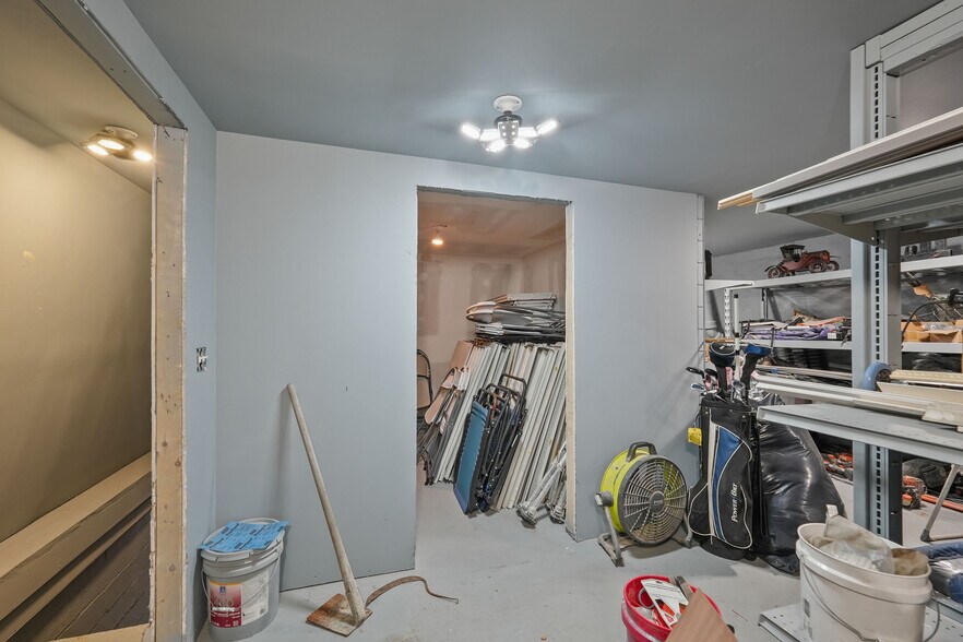 More Photos Of 138 Morgan St, Fall River Warehouse For Sale