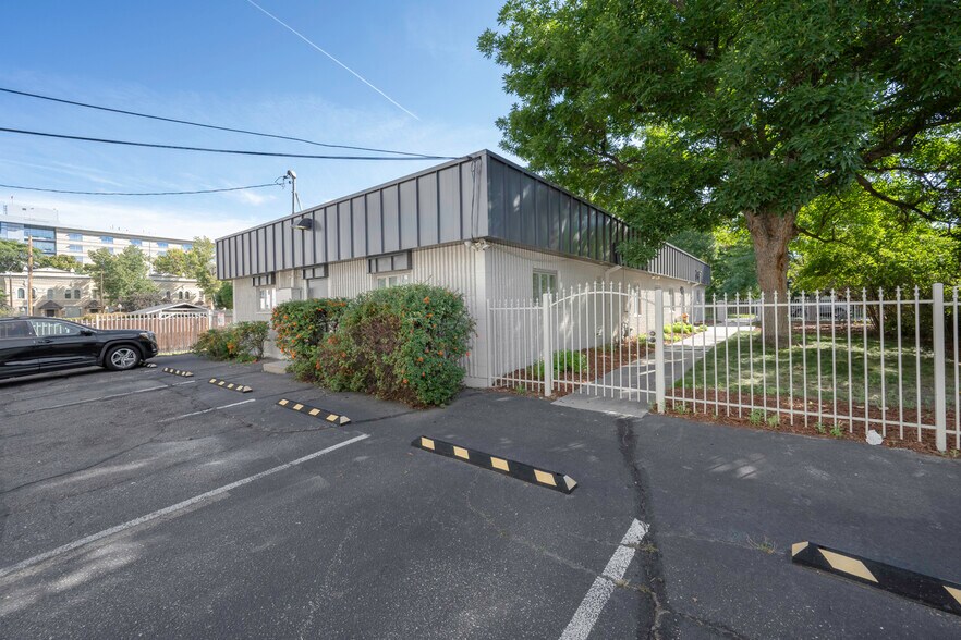 More Photos Of 1745 Lafayette St, Denver Medical For Sale