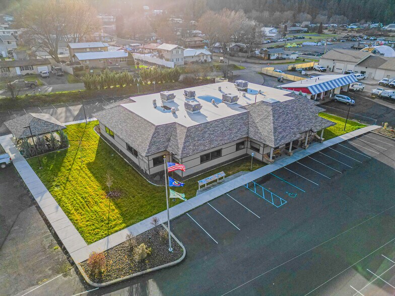 More Photos Of 12740 Highway 12, Orofino Office For Sale