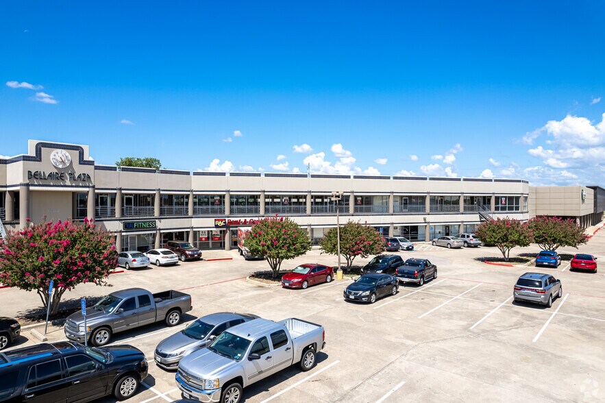 More Photos Of 1305 State Highway 121, Lewisville Unknown For Lease