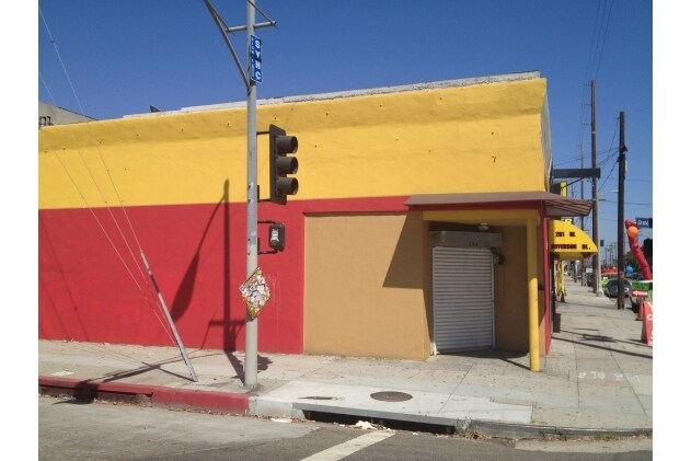 More Photos Of 253 W Jefferson Blvd, Los Angeles Restaurant For Lease
