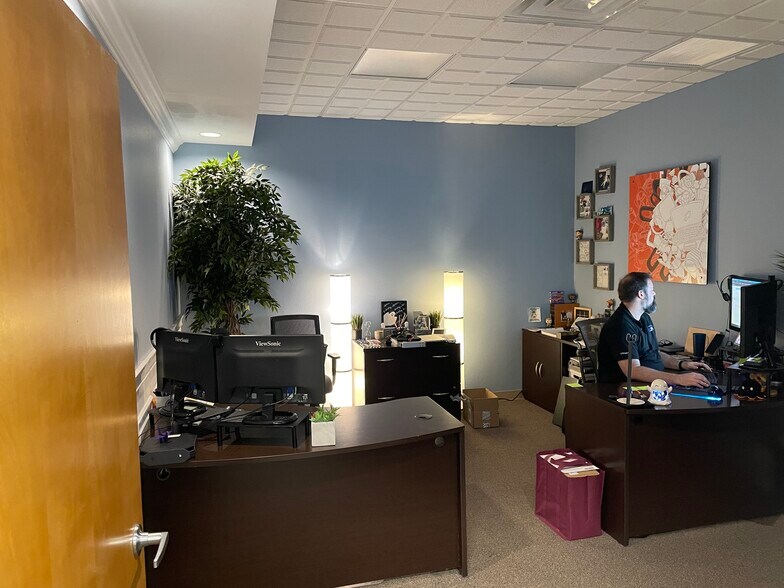 More Photos Of 3206-3212 Parkside Center Cir, Tampa Medical For Lease