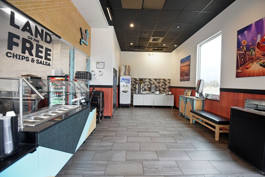 More Photos Of 212 Highland Pky, Ellijay Fast Food For Lease