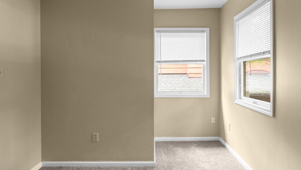 More Photos Of 55 Washington St, Lockport Apartments For Sale