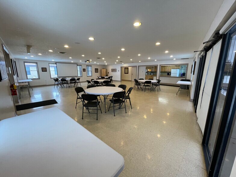 More Photos Of 1701-1707 Delco Park Dr, Dayton Office For Sale