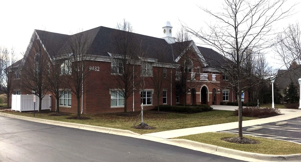 More Photos Of 9482 Wedgewood Blvd, Powell Office For Lease