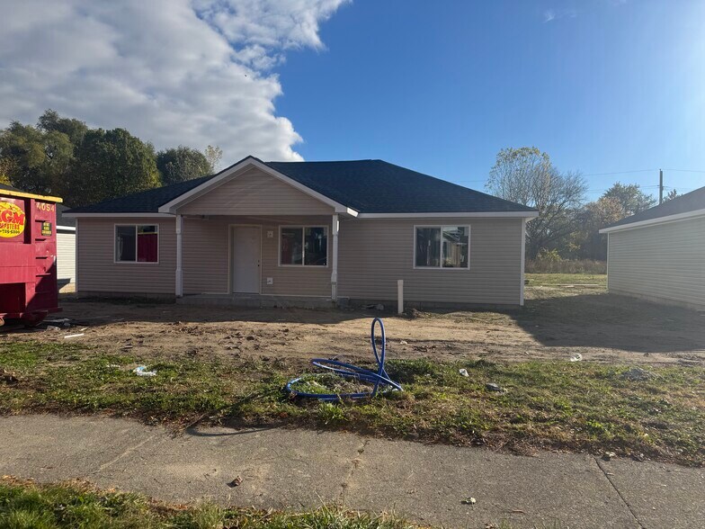 More Photos Of , Warren Multifamily For Sale