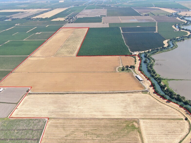 Primary Photo Of 28725 N Vail Rd, Thornton Land For Sale