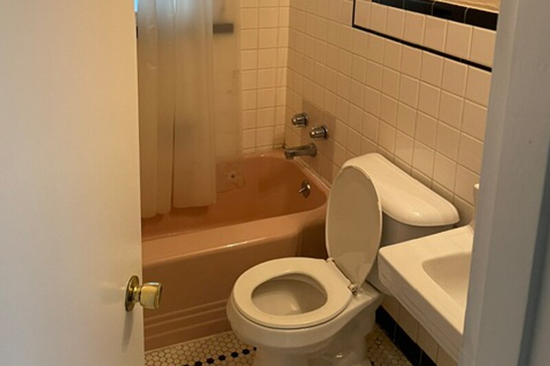 More Photos Of 224 Taylor Dr, Lexington Apartments For Sale
