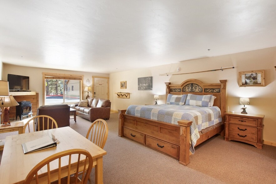 More Photos Of 777 E Highway 24, Woodland Park Hotel For Sale