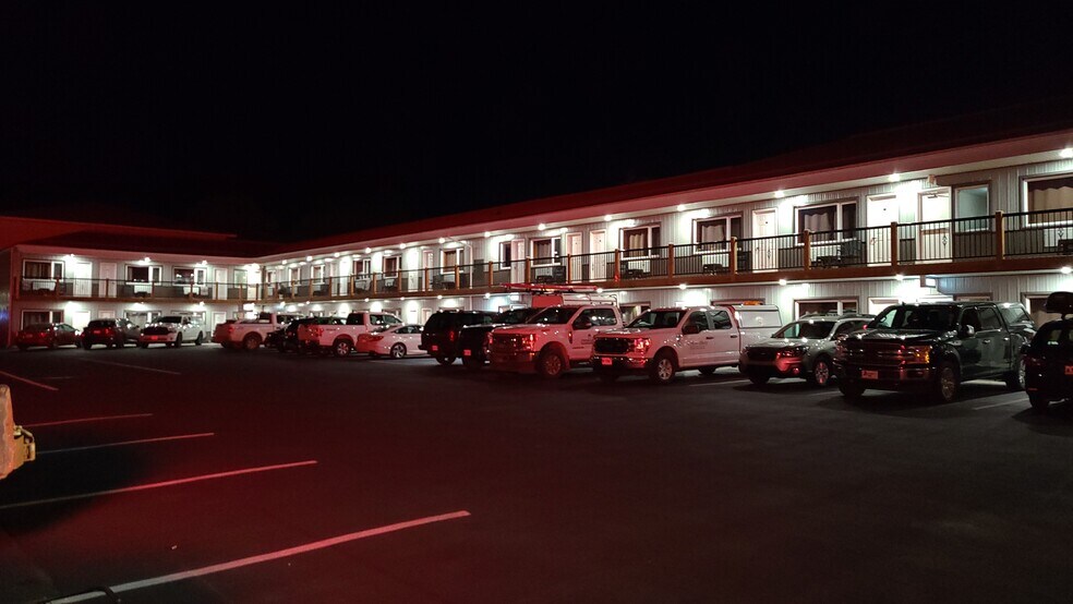 More Photos Of 171 Mission Rd, Wawa Hotel For Sale