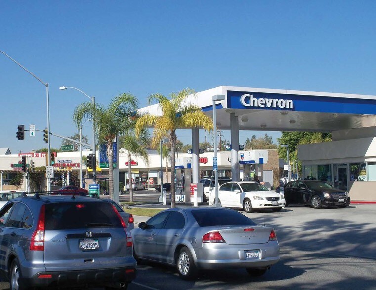 More Photos Of 500 N Garfield Ave, Montebello Service Station For Sale