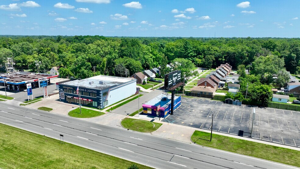 More Photos Of 16550-16512 Telegraph Rd, Detroit General Retail For Sale