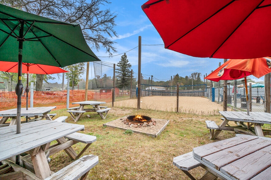 More Photos Of 6811 E M 72 Hwy, Grayling Bar For Sale