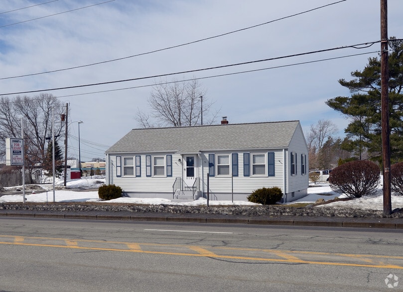 More Photos Of 1647 Post Rd, Warwick Freestanding For Sale