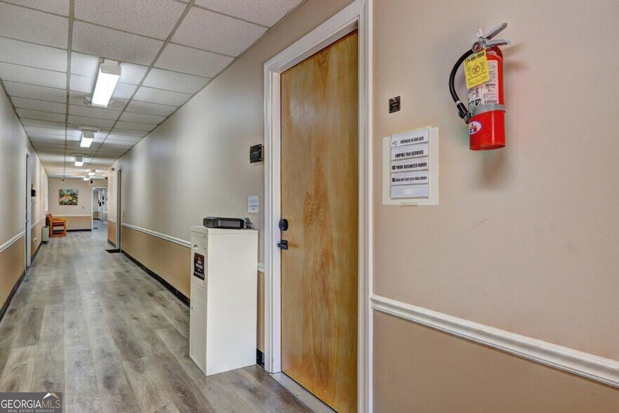 More Photos Of 333 Alcovy St, Monroe Office For Sale