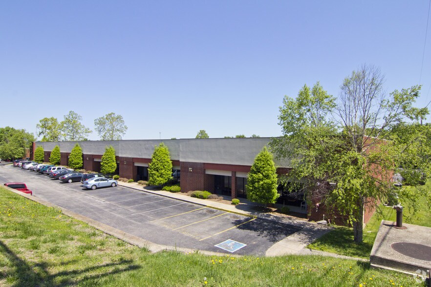 Primary Photo Of 830 Fesslers Pky, Nashville Light Distribution For Lease
