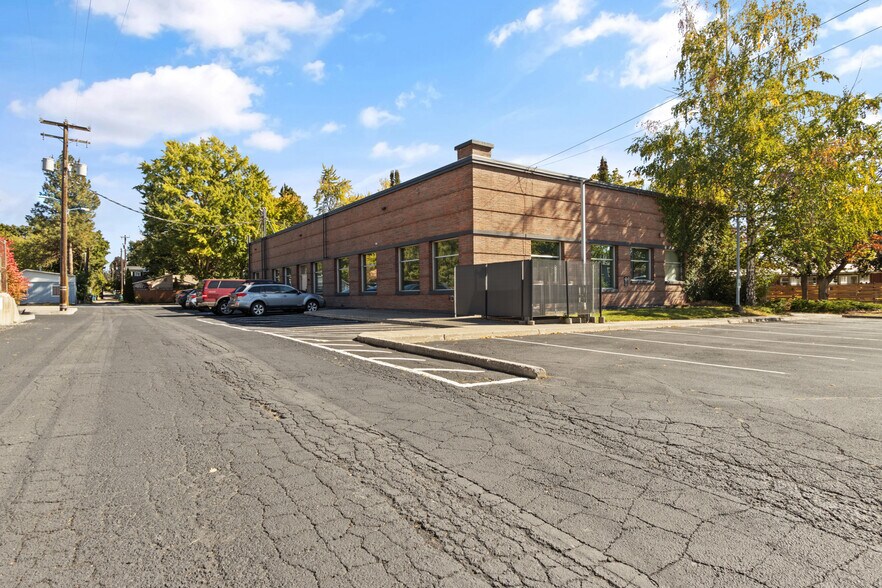 More Photos Of 623 E Wallace Ave, Coeur d'Alene Office For Sale
