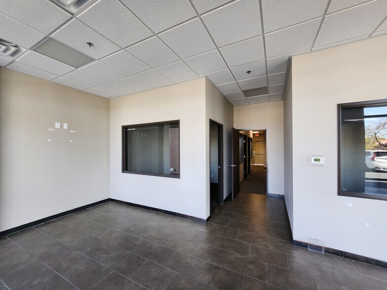 More Photos Of 8690 S Maryland Pky, Las Vegas Storefront Retail Office For Lease