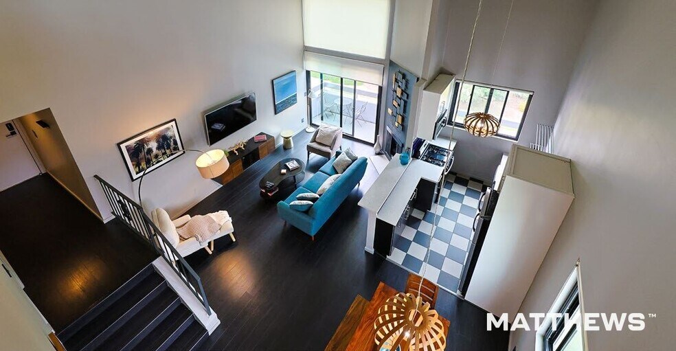 More Photos Of 888 Hilgard Ave, Los Angeles Apartments For Sale