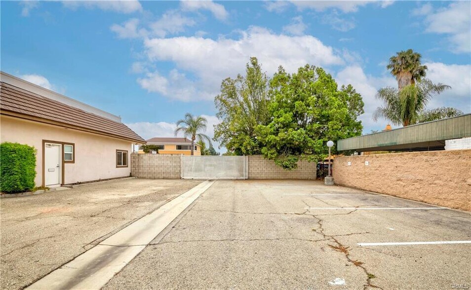 More Photos Of 8111 W Commonwealth Ave, Buena Park Medical For Sale