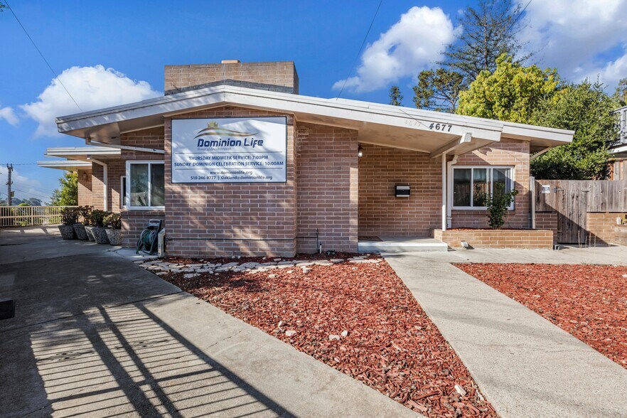 More Photos Of 4677 Tompkins Ave, Oakland Religious Facility For Sale