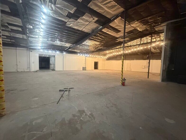 More Photos Of 571-573 Monterey Pass Rd, Monterey Park Warehouse For Lease