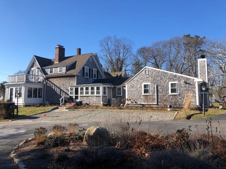 More Photos Of 3660 Main St, Barnstable Hospitality For Sale