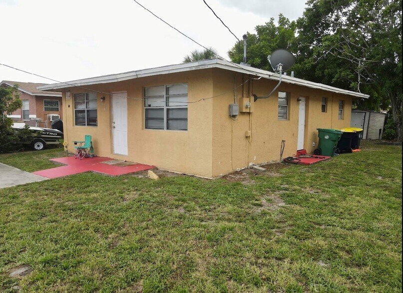 More Photos Of 602-608 NW 1st St, Dania Apartments For Sale