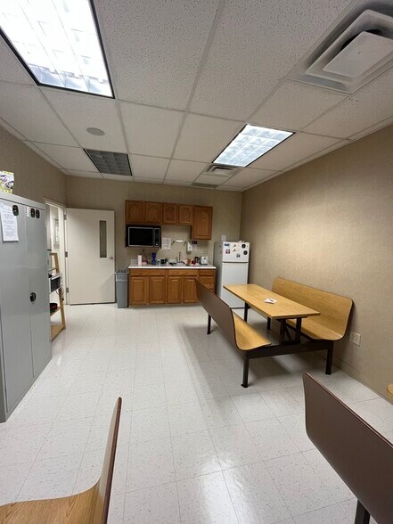More Photos Of 2770 Som Center Rd, Willoughby Hills Medical For Sale