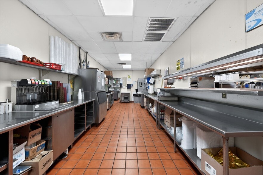 More Photos Of 2200 N Fayetteville St, Asheboro Restaurant For Lease