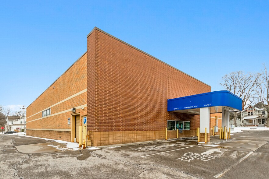 More Photos Of 335 Main St, Greenville Drugstore For Sale