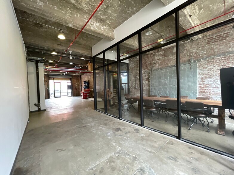More Photos Of 55 Meadow St, Brooklyn Manufacturing For Lease