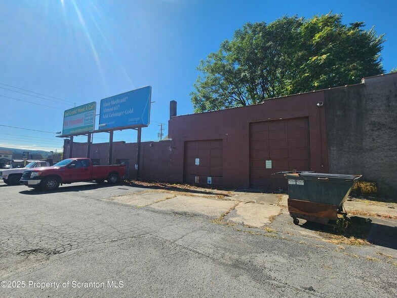More Photos Of 1323 N Main Ave, Scranton Auto Repair For Sale